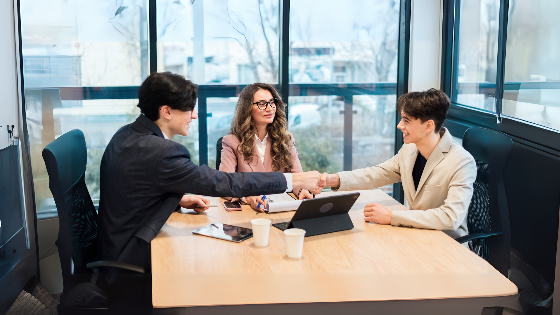 The Closing Checklist : Ensuring a Smooth Deal